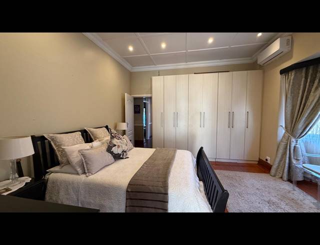 3 BEDROOM HOUSE FOR SALE IN GLENWOOD